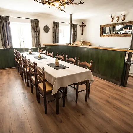 Hohenester & Mini-hôtel 3*