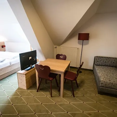 Hohenester Gasthaus&hotel 3*